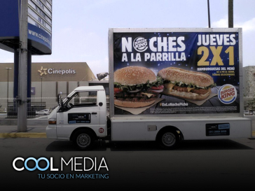 Vallas